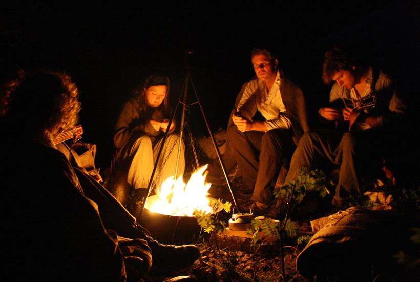 Guide: Overnat udenfor trods kulden - sådan gør du